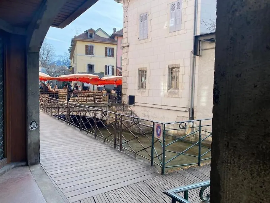 Appartement Quai Des Cordeliers, Balcon Et Vieille Ville Annecy